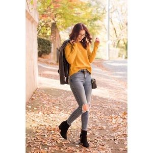 H&M cropped mustard sweater